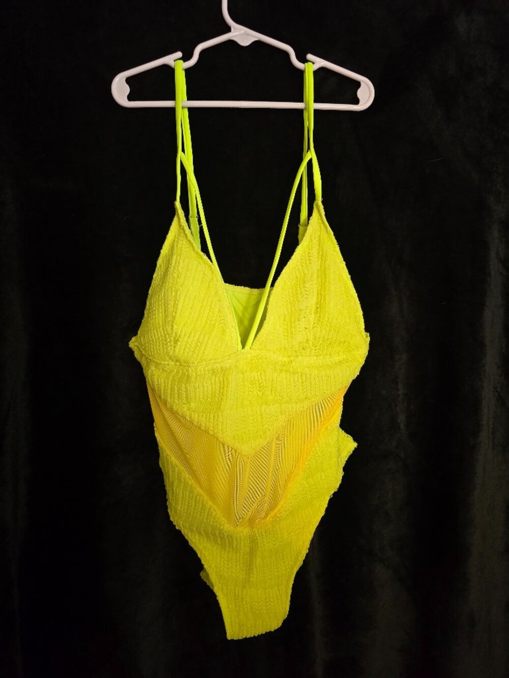 Vaunega Neon Yellow Deep V Mesh Tummy Control Swimsuit Small NIP